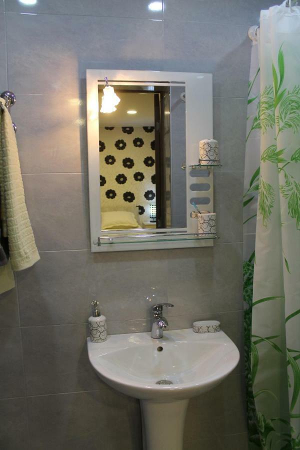 Cozy Nest Tbilisi Esterno foto